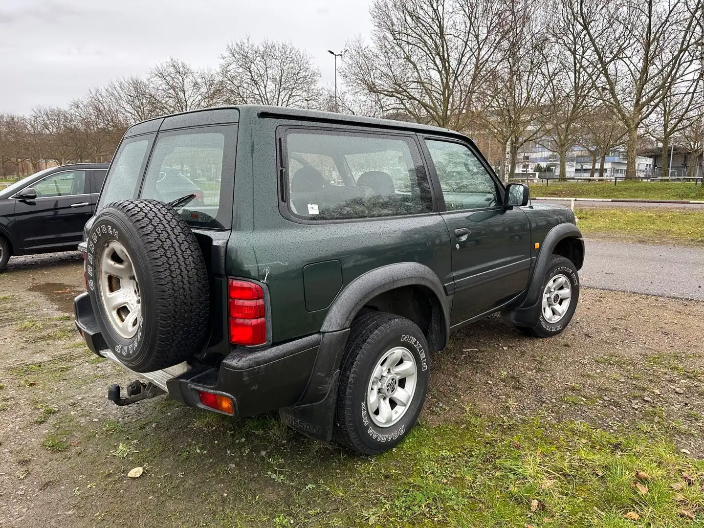 Nissan Patrol GR Comfort zelena - 2