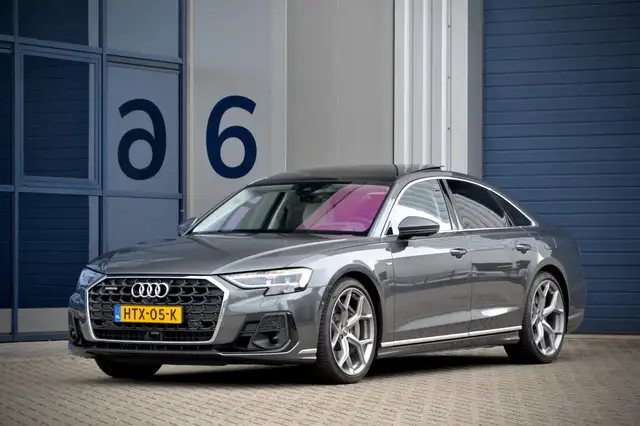 Audi A8 60 TFSI e Quattro / NP €188K / S-Line / FULL Op