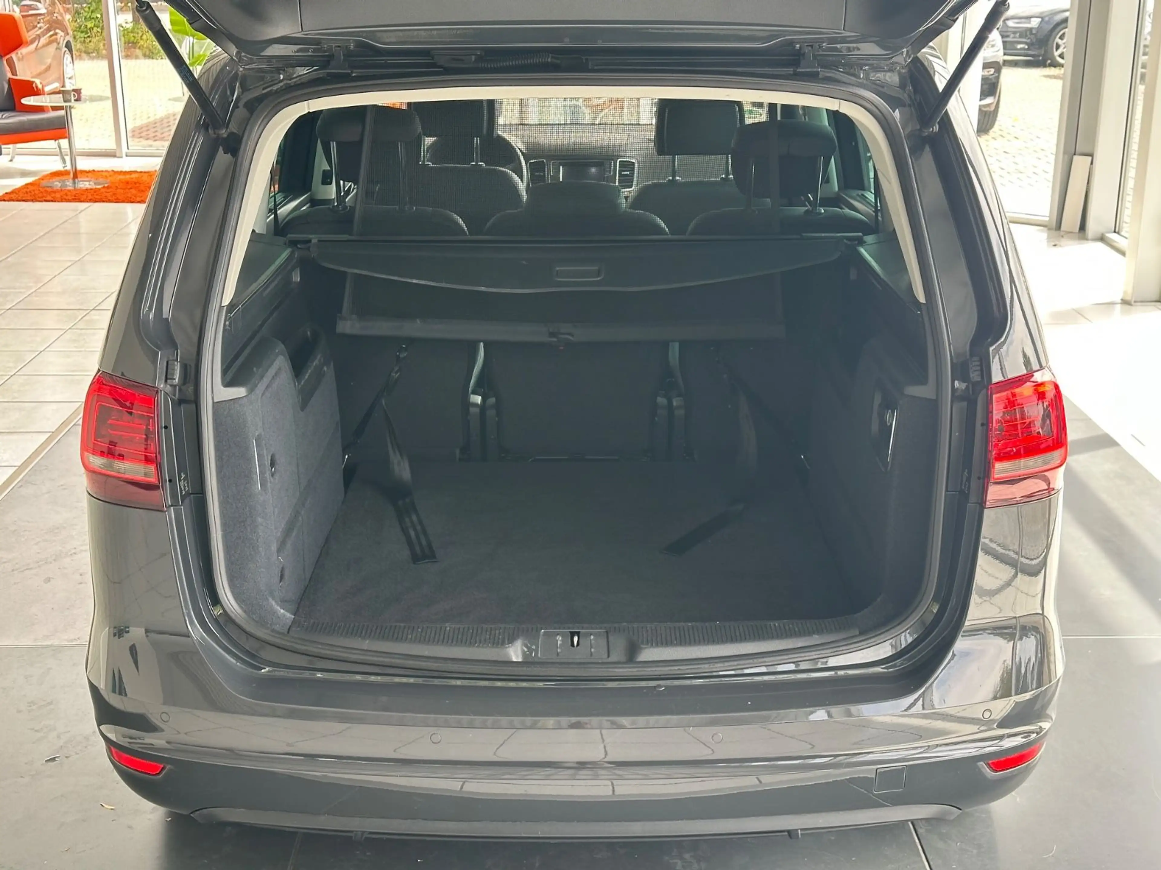Volkswagen Sharan Highline BMT/Start-Stopp — photo 9