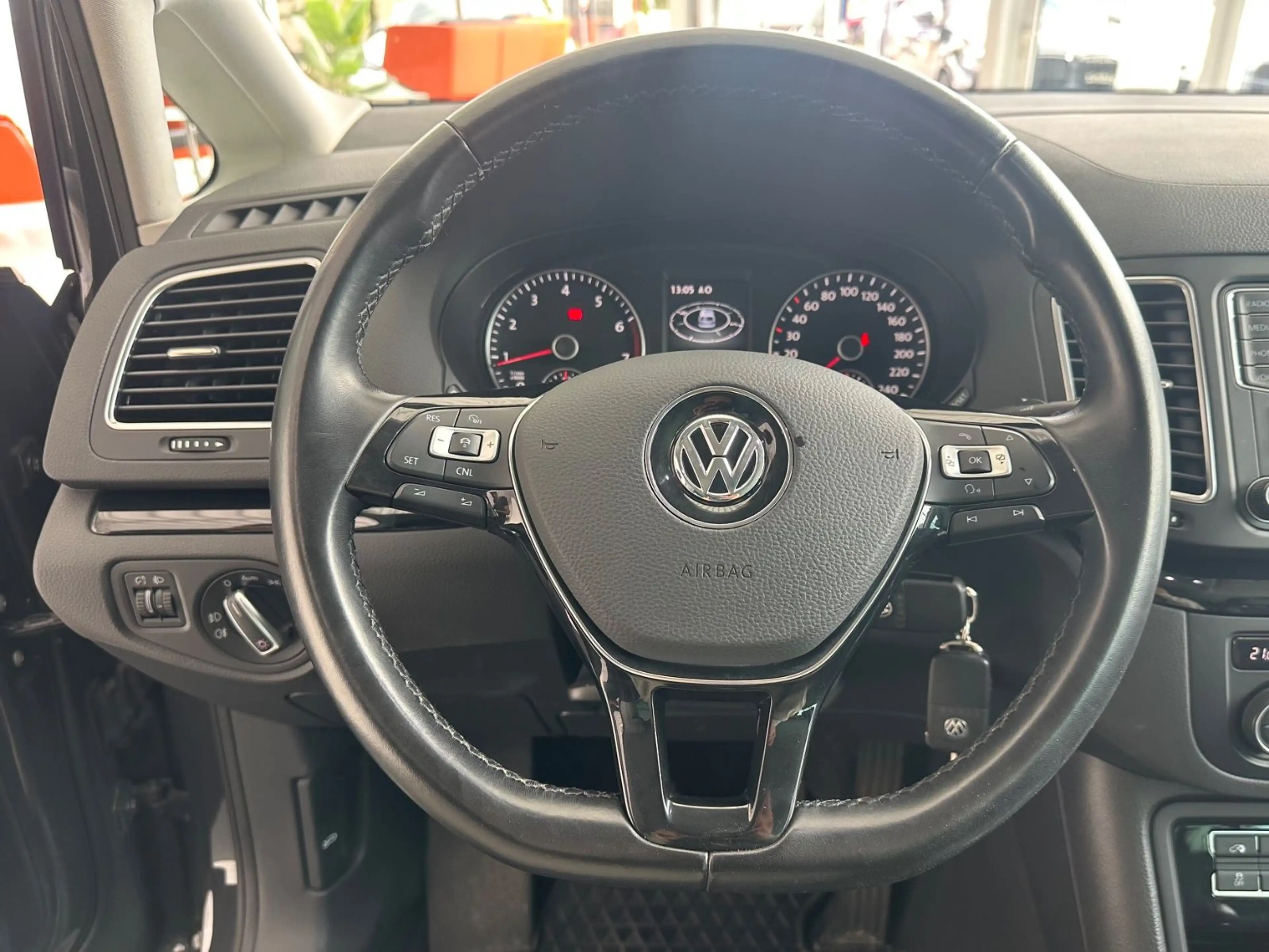Volkswagen Sharan Highline BMT/Start-Stopp — photo 12