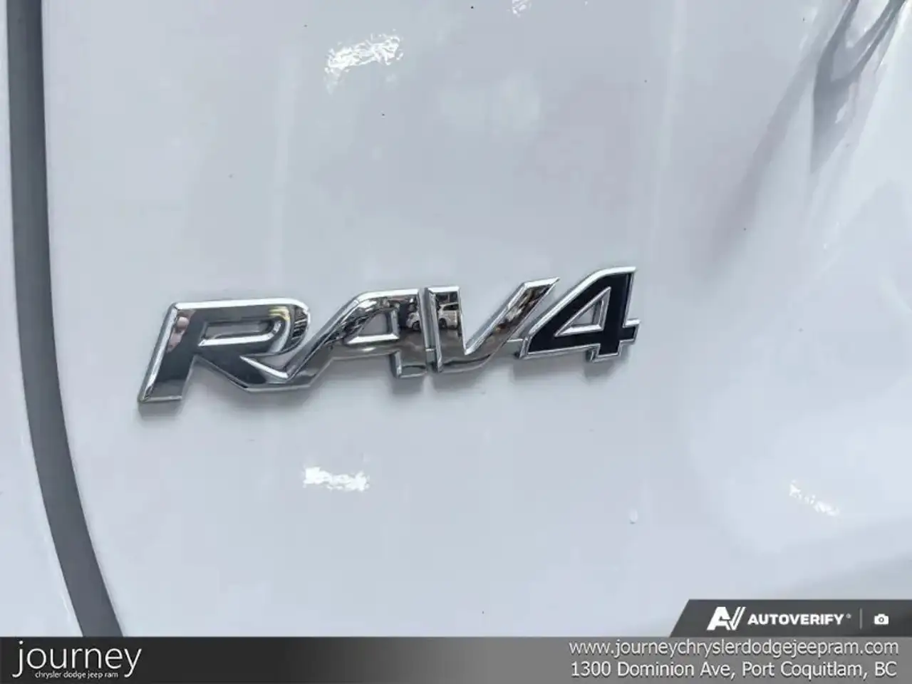 Toyota RAV 4 снимка Toyota RAV 4