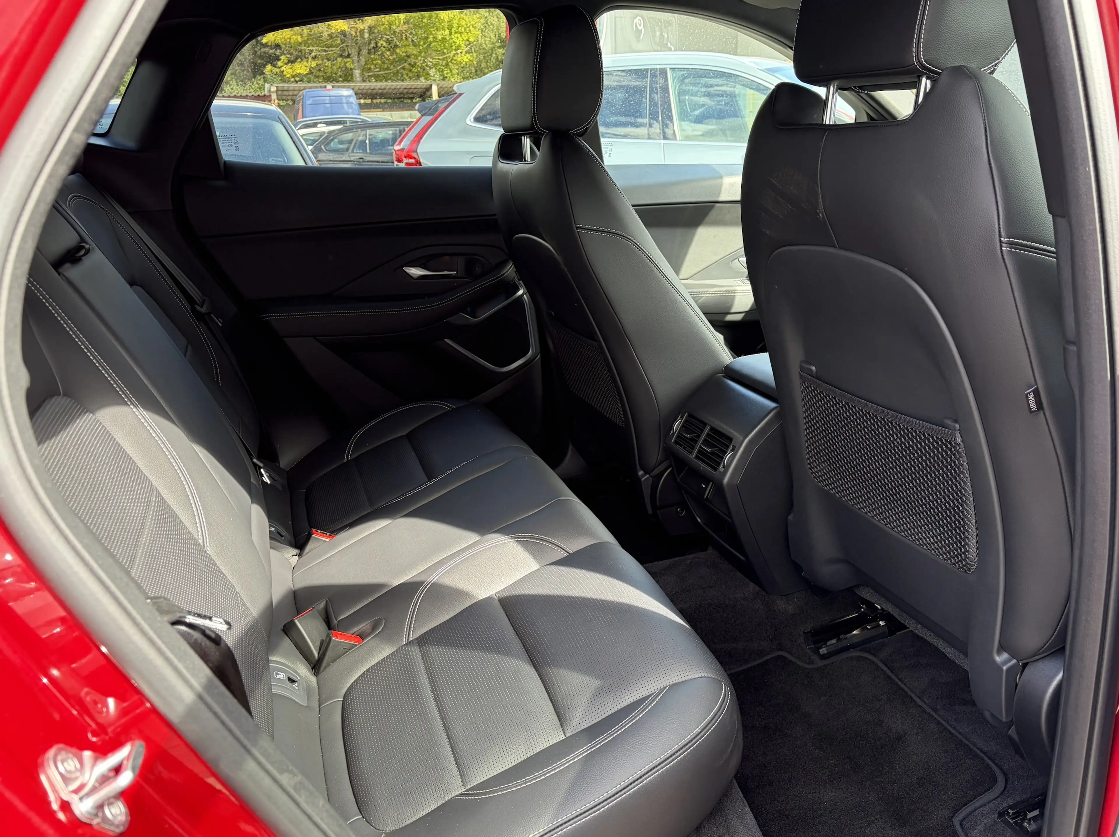Jaguar E-Pace P300e*R-Dynamic SE*AWD*Plug-In*BLACK PACK — photo 10