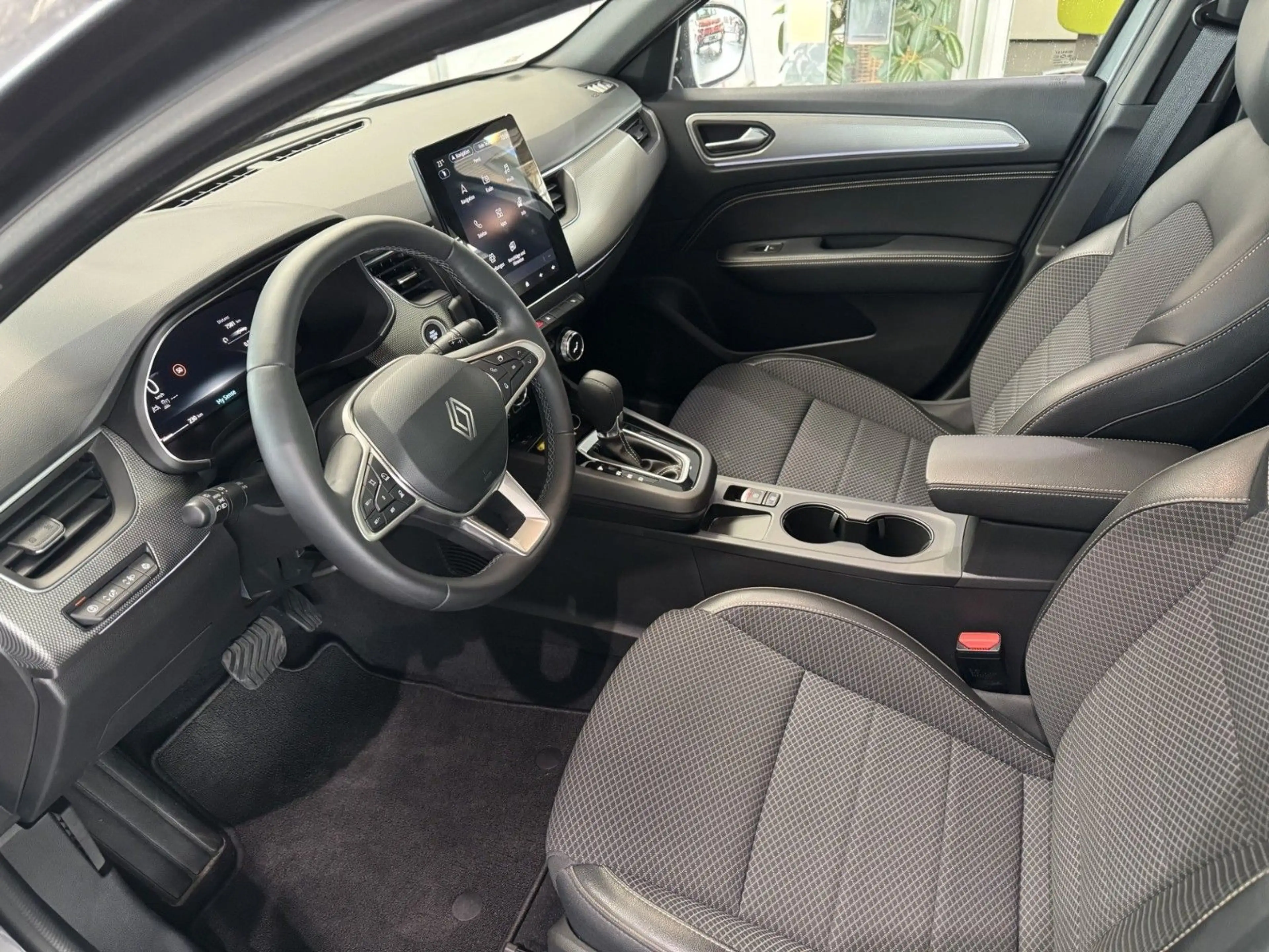 Renault Arkana Techno TCe140 EDC * SHZ "AUTOMATIK" — photo 10
