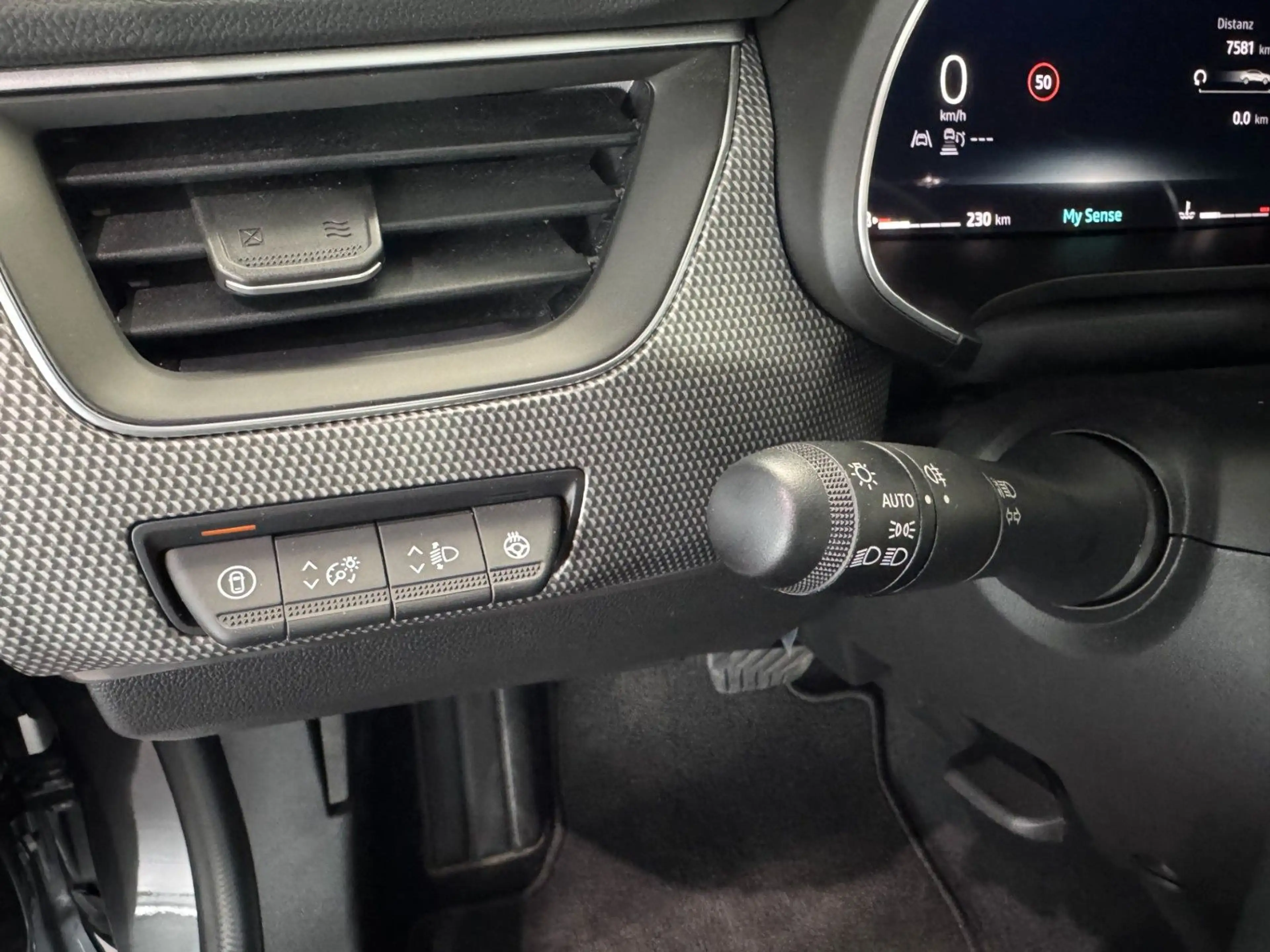 Renault Arkana Techno TCe140 EDC * SHZ "AUTOMATIK" — photo 6