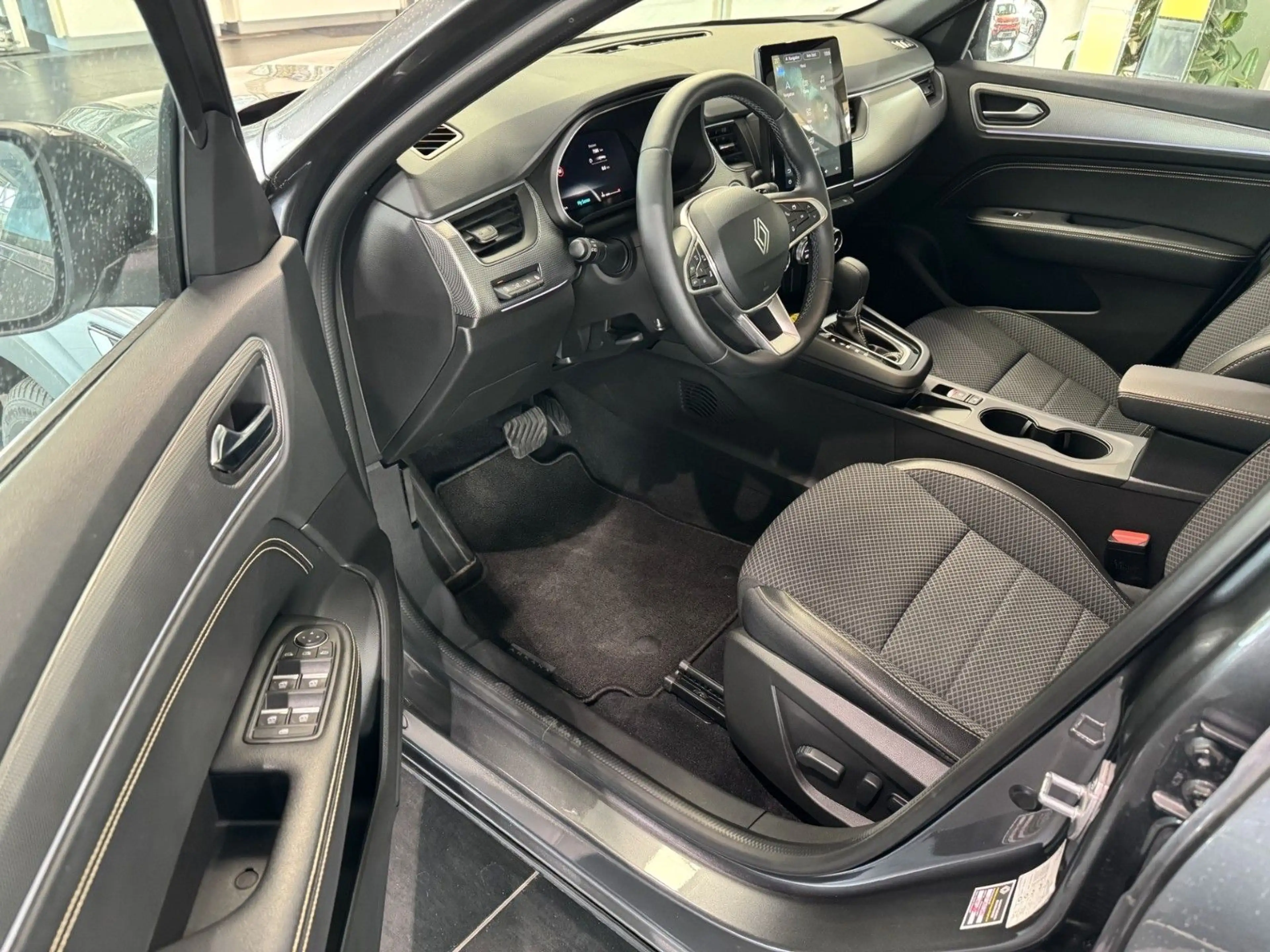 Renault Arkana Techno TCe140 EDC * SHZ "AUTOMATIK" — photo 11