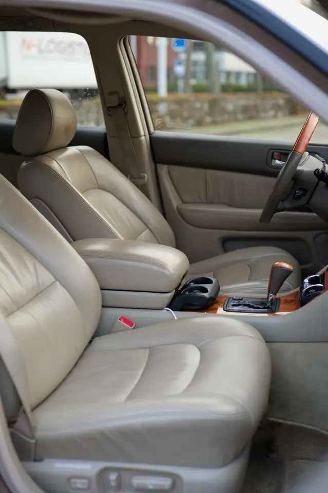 Lexus LS 400, foto 5
