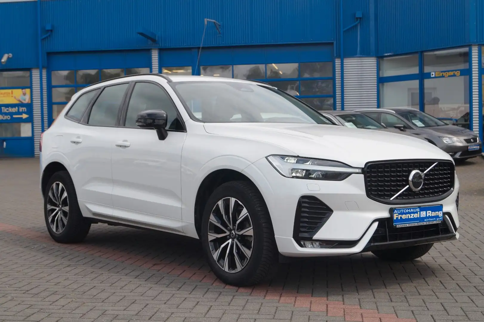 Volvo XC60 Plus Dark AWD *Kamera*LED*Lane*ACC*H&K*SHZ* Blanc - 1