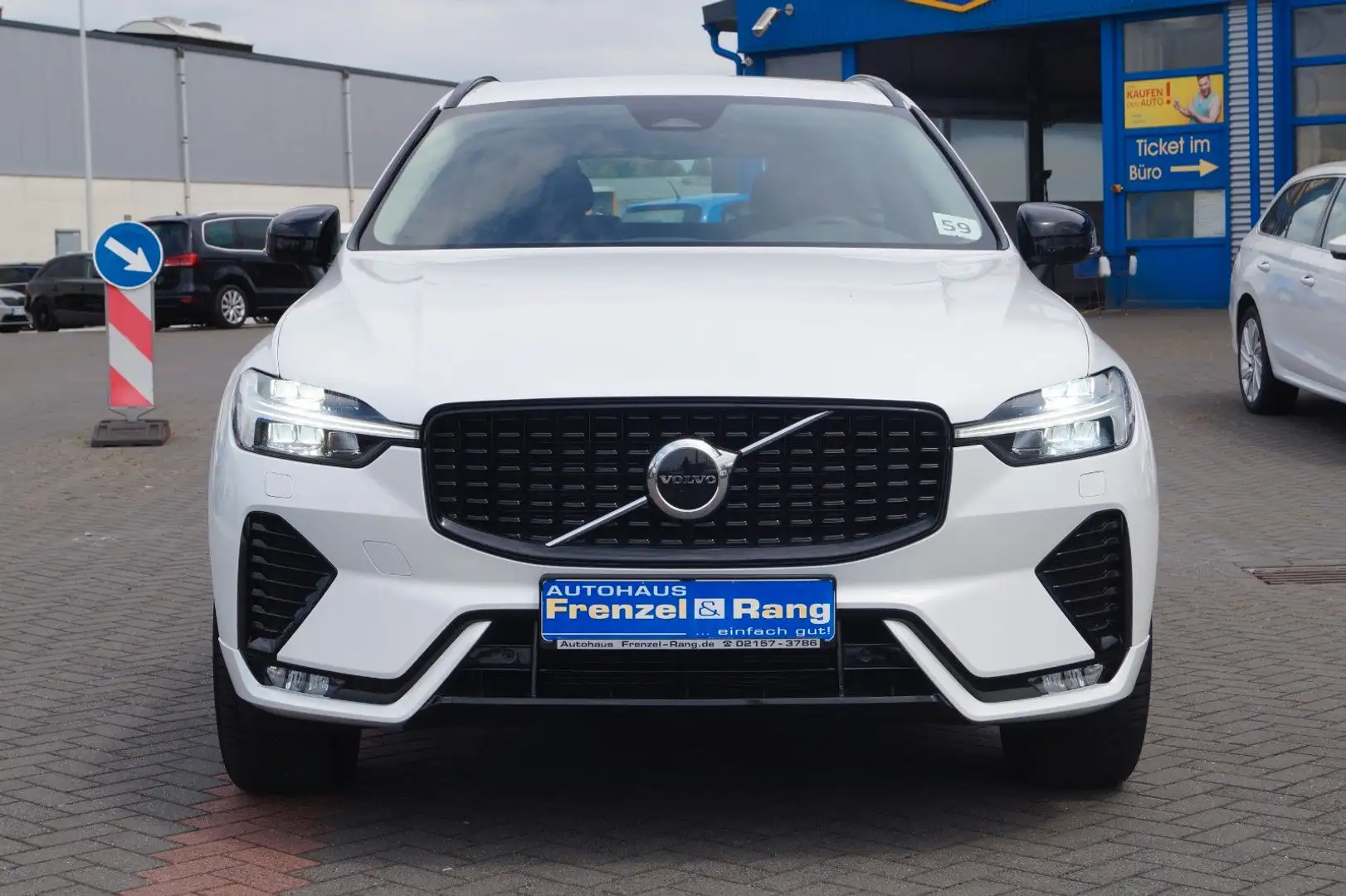 Volvo XC60 Plus Dark AWD *Kamera*LED*Lane*ACC*H&K*SHZ* Blanc - 2