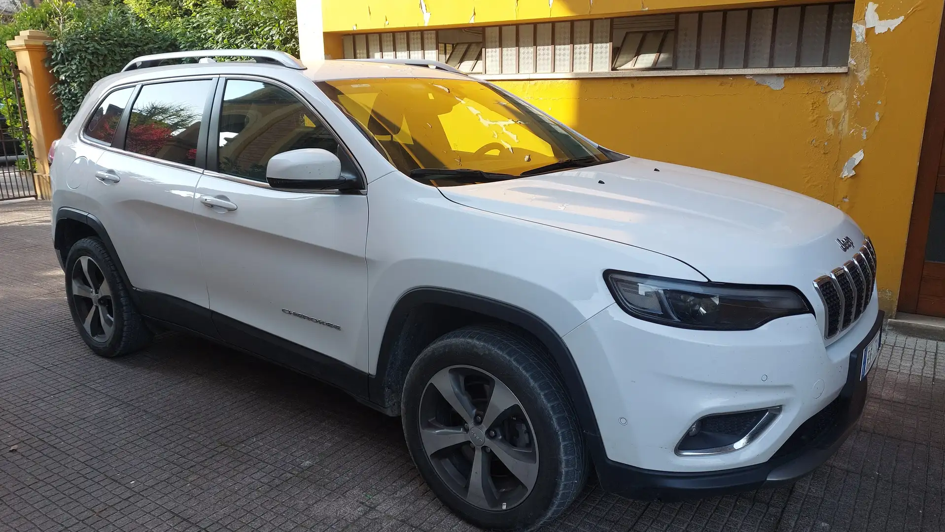 Jeep Cherokee 2.2 mjt Limited 4wd active drive I auto Fehér - 1