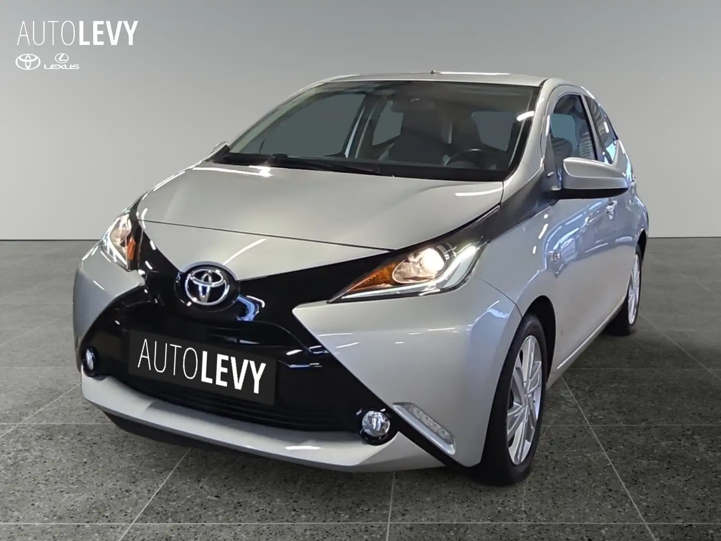 Toyota Aygo 1.0 x-play Edition S +Allwetter+Kamera+PDC Silber - 2