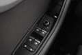 Audi A4 40 TFSI S Line | ACC | Camera | Stoelverwarming | Zwart - thumbnail 44