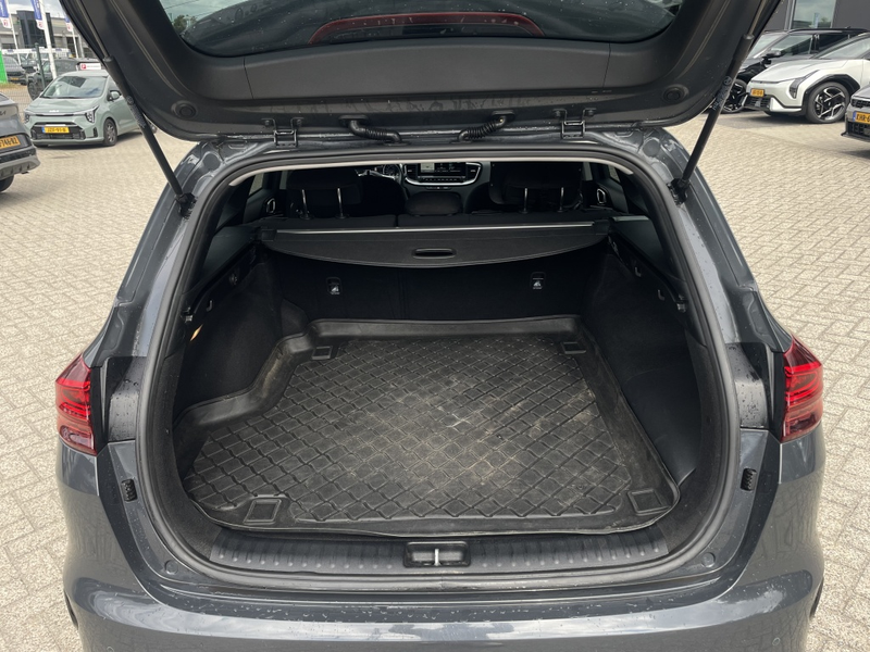 Kia Ceed SW / cee'd SW Sportswagon 1.6 GDi PHEV DynamicLine- Edition - Af — photo 11