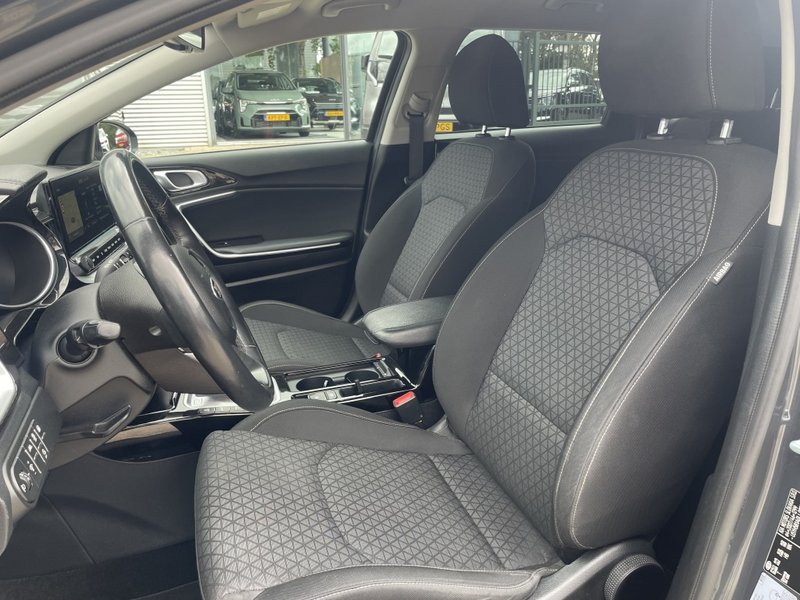 Kia Ceed SW / cee'd SW Sportswagon 1.6 GDi PHEV DynamicLine- Edition - Af — photo 15