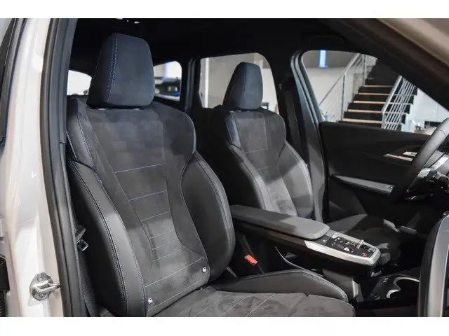BMW X1 view 8