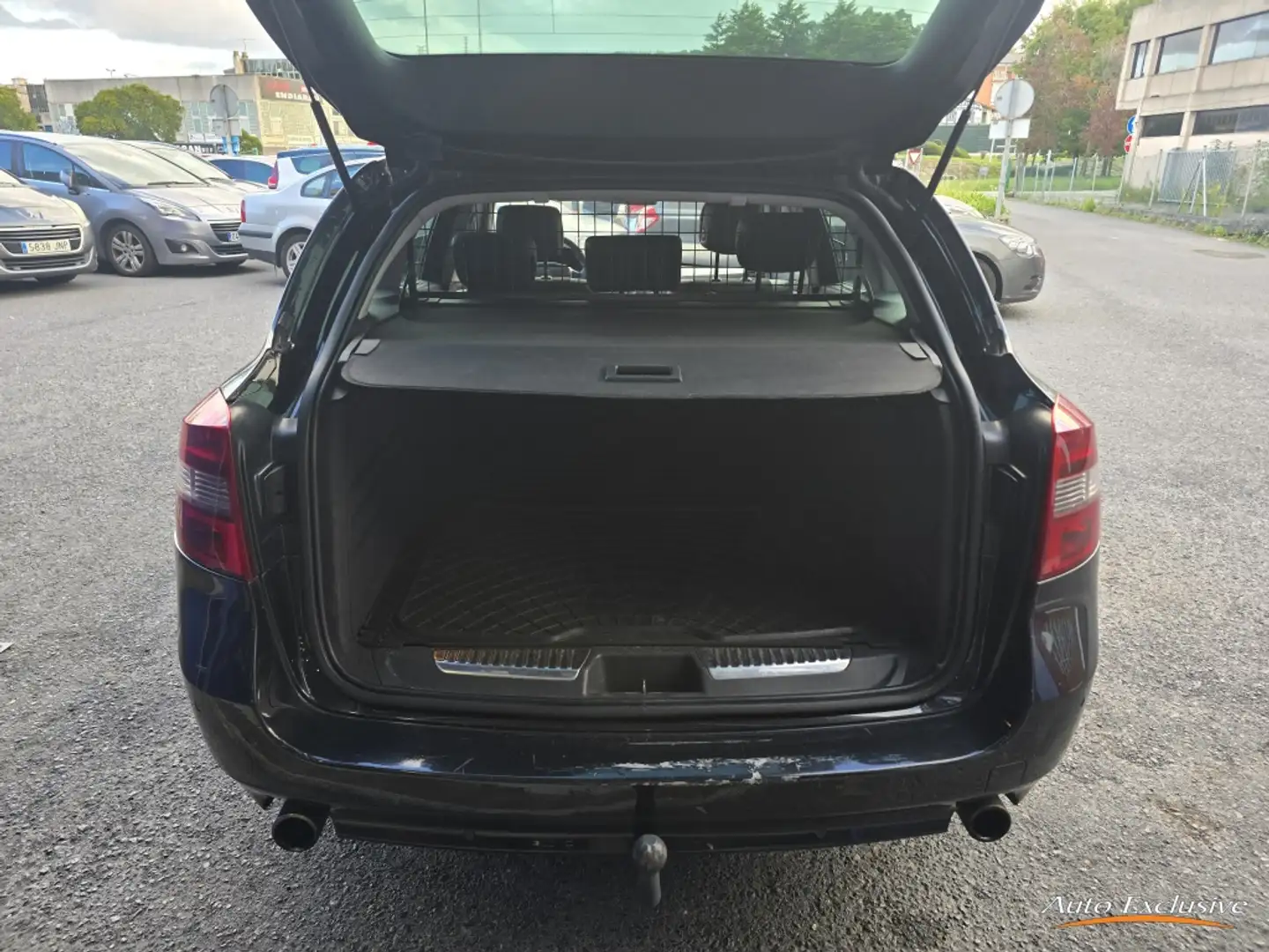 Renault Laguna G.Tour 2.0dCi Expression TomTom 150 Negro - 2