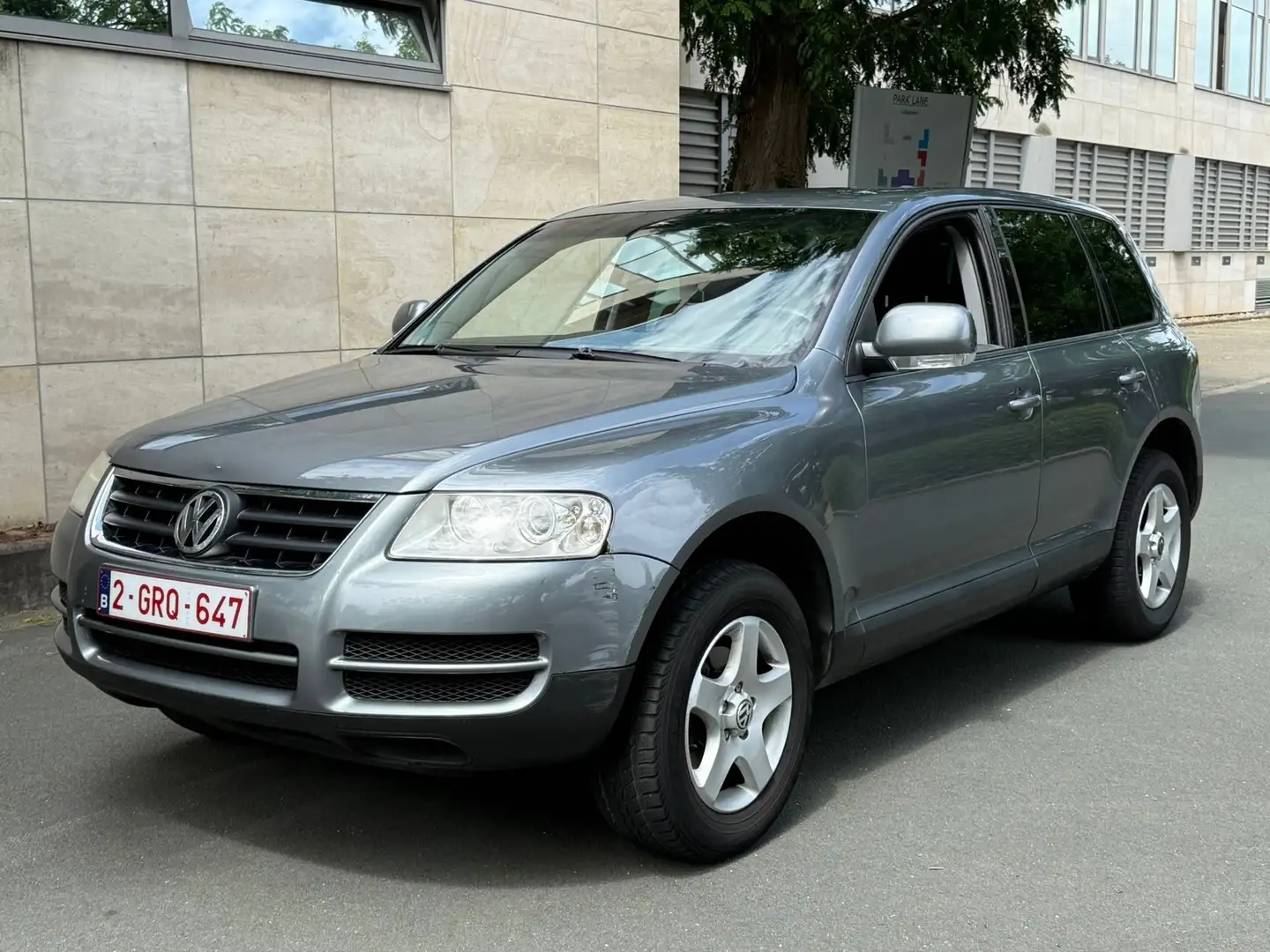 Volkswagen Touareg 2.5 R5 TDi - 1
