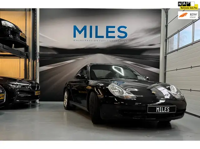 Porsche 996 3.4 Coupé Carrera (996)