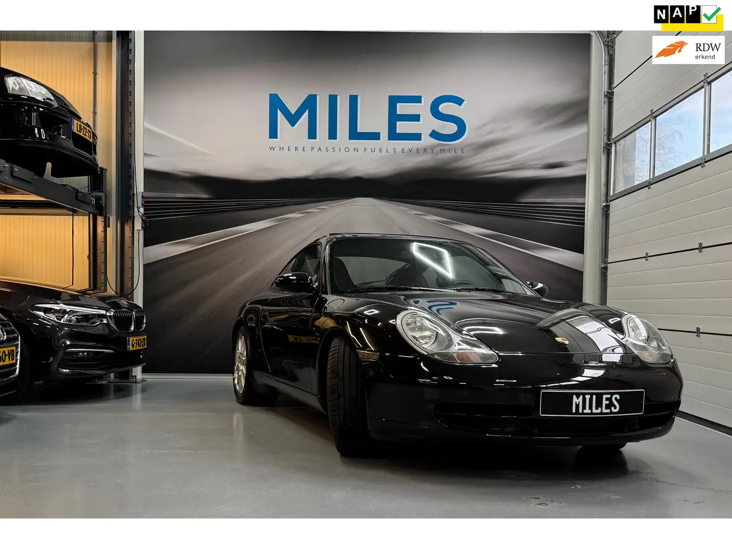 Porsche 996 3.4 Coupé Carrera (996) Schwarz - 1