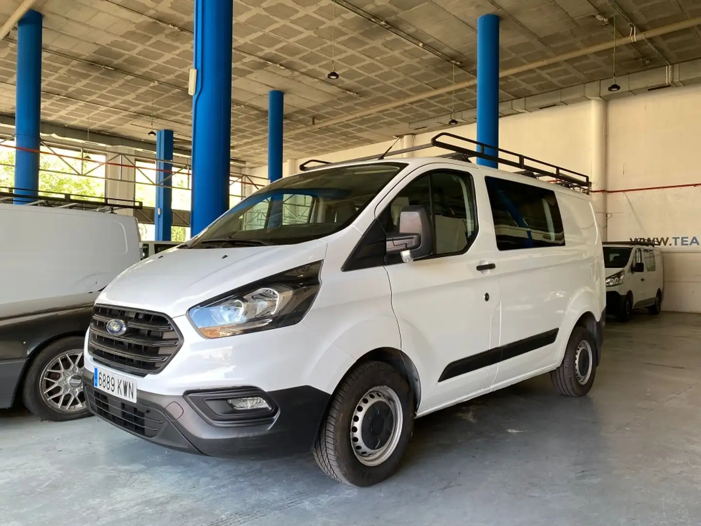 Ford Transit Custom FT 300 L1 Van DCb. Ambiente 105 Blanco - 2