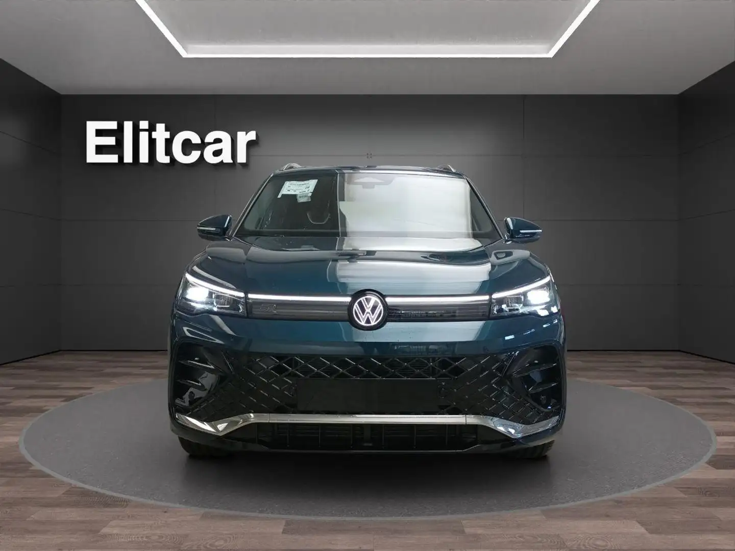 Volkswagen Tiguan 1.5 eTSI 150 CV ACT DSG R-Line Plus Blau - 2