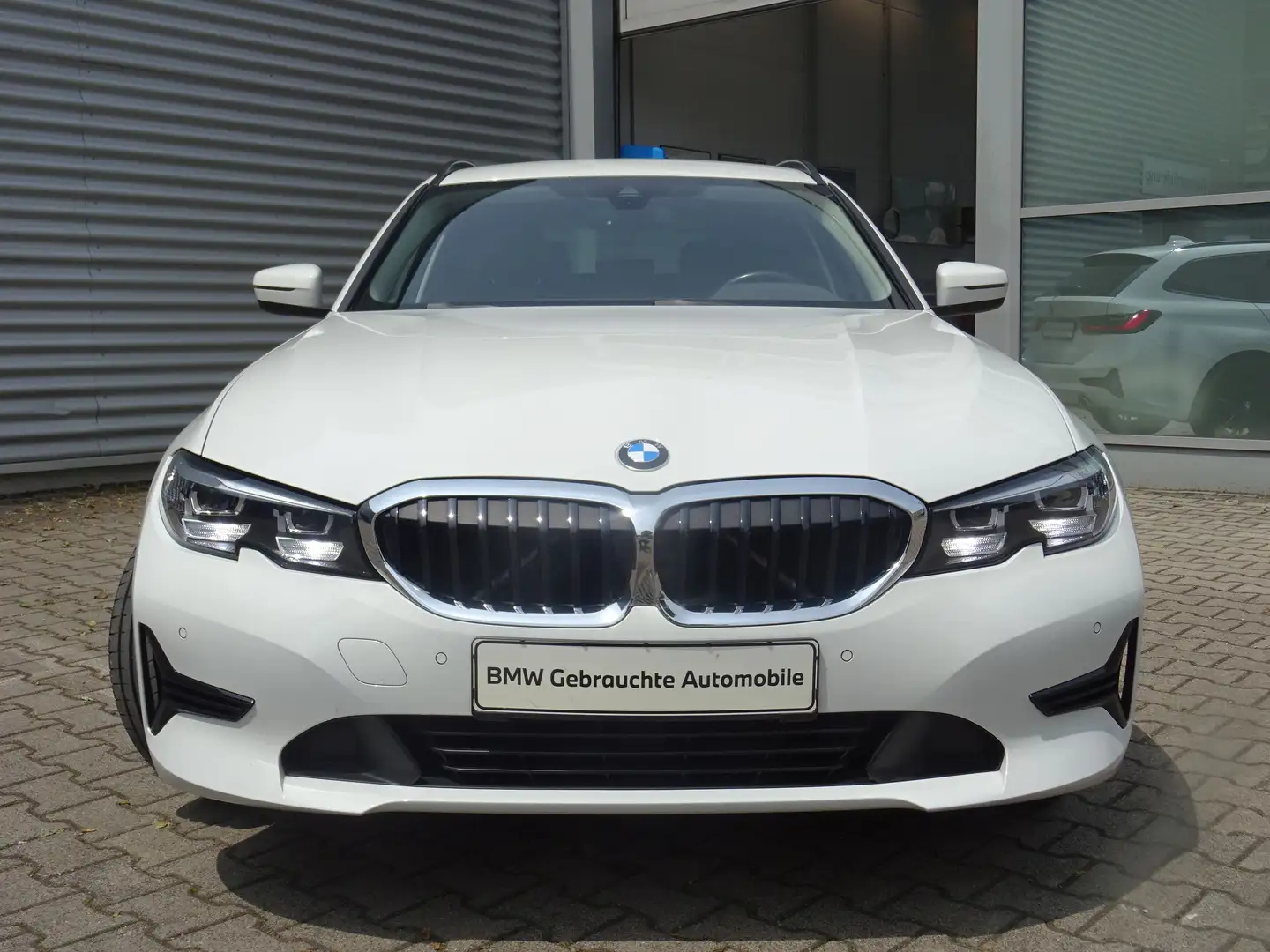 BMW 318 i Tour. Advantage HiFi AHK Lenkradheizung SH Wit - 2