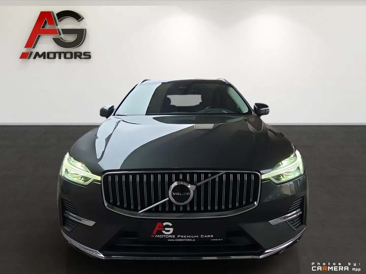 Volvo XC60 B4 Inscription AWD Geartronic/LED/Navi/Kamera/Pan Grau - 2