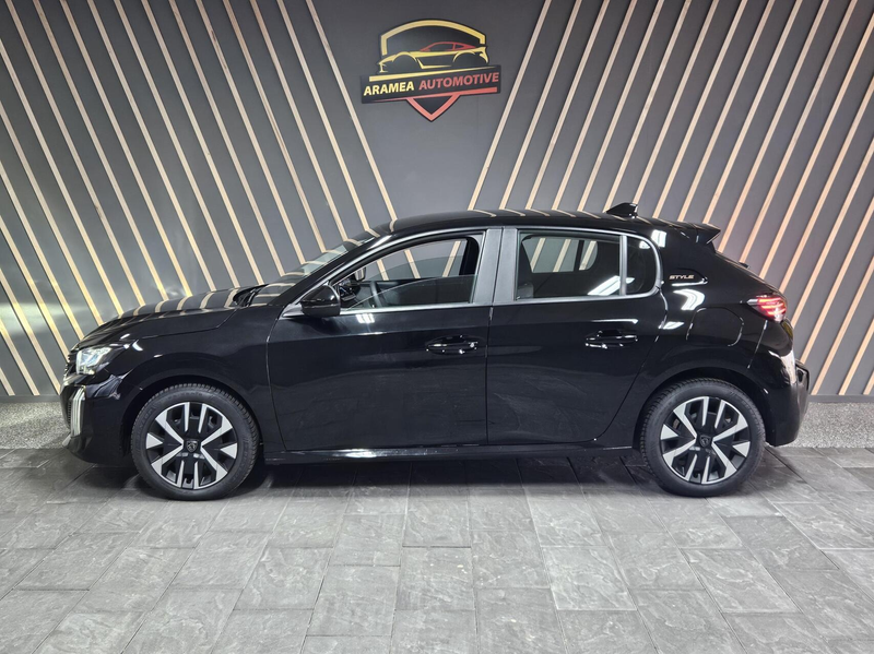 Peugeot 208 1.2 PureTech Style|Carplay|LED|Lane assistent|2,5 — photo 6