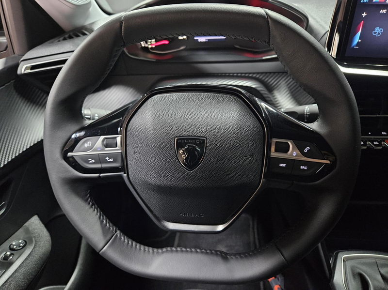 Peugeot 208 1.2 PureTech Style|Carplay|LED|Lane assistent|2,5 — photo 12