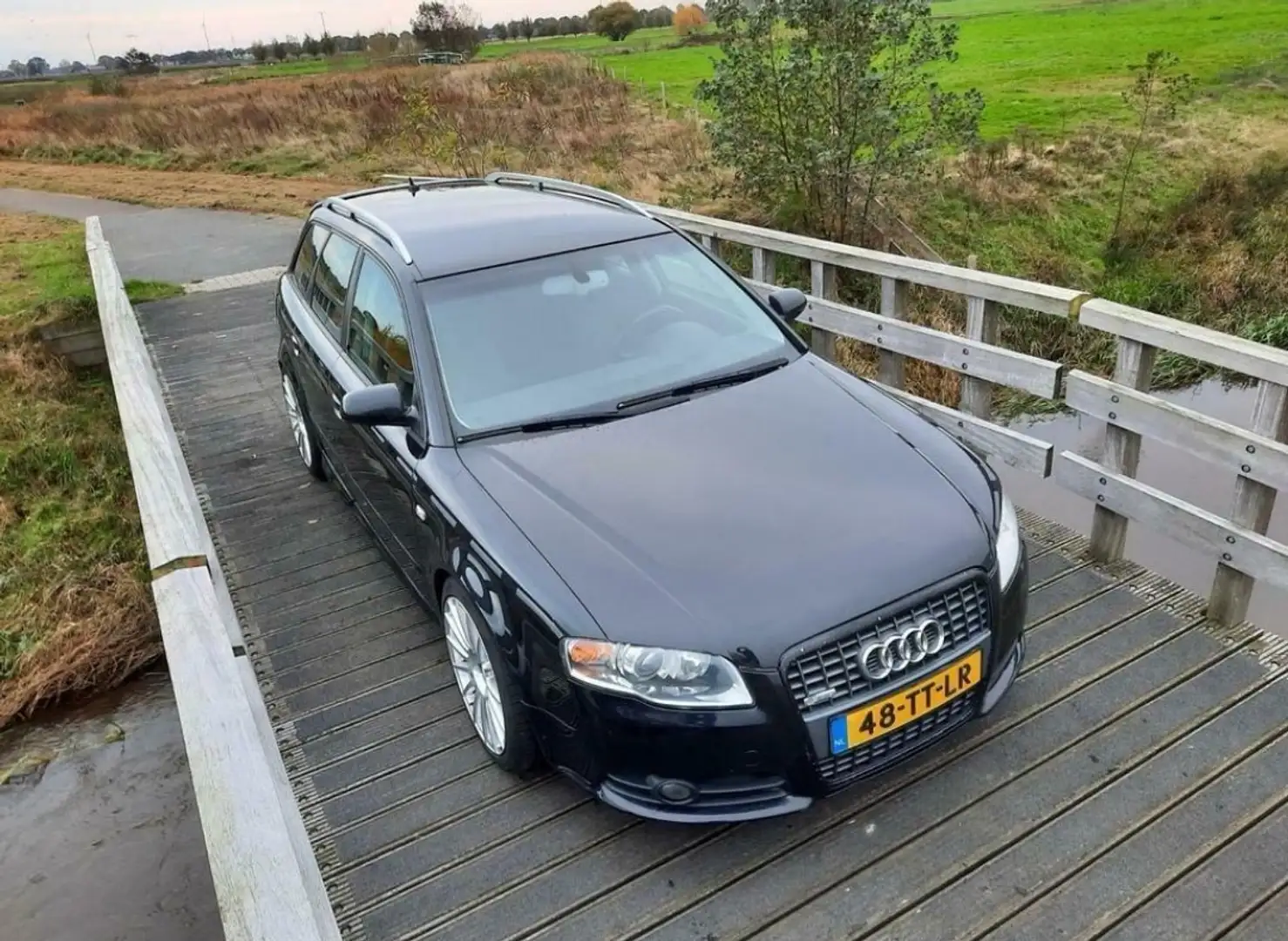 Audi A4 2.0 TDI Pro L. bns Zwart - 1
