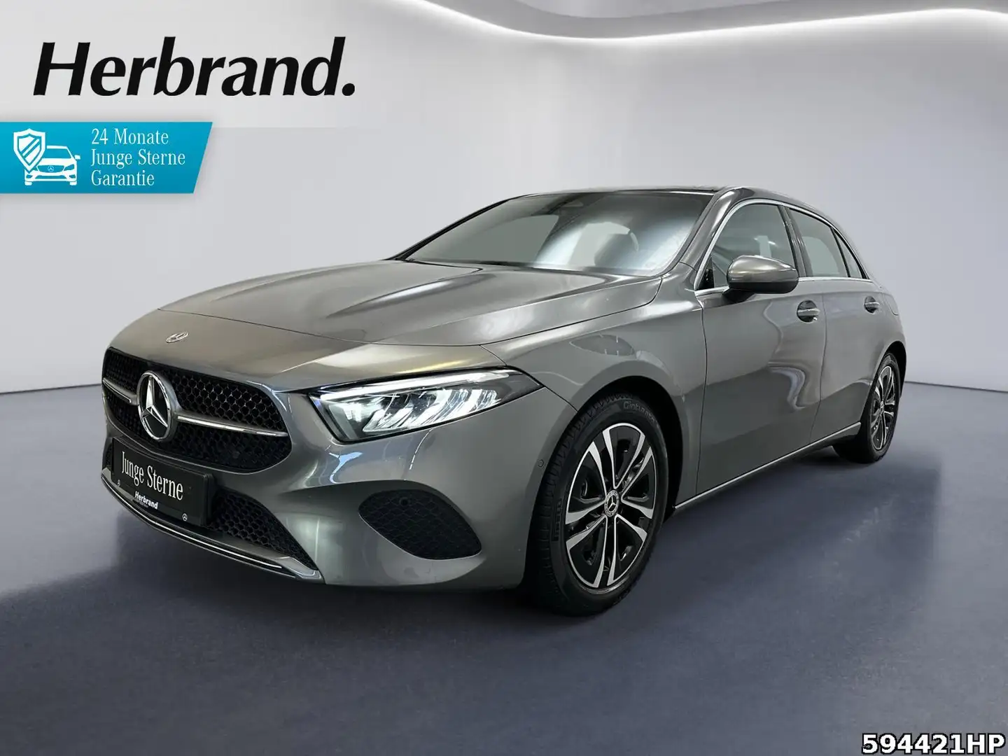 Mercedes-Benz A 180 Progressive   Pano LED Kamera Lenkradhzg. Grau - 1
