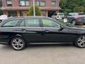 Mercedes-Benz E 220 BLUETEC Zwart - thumbnail 3