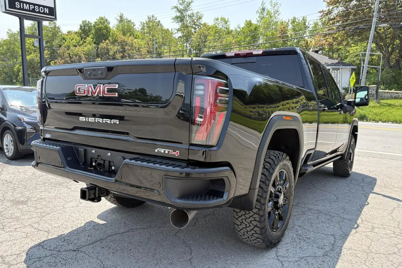GMC Sierra 1500 photo GMC Sierra 1500