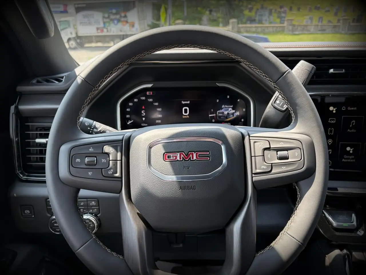 GMC Sierra 1500 photo GMC Sierra 1500