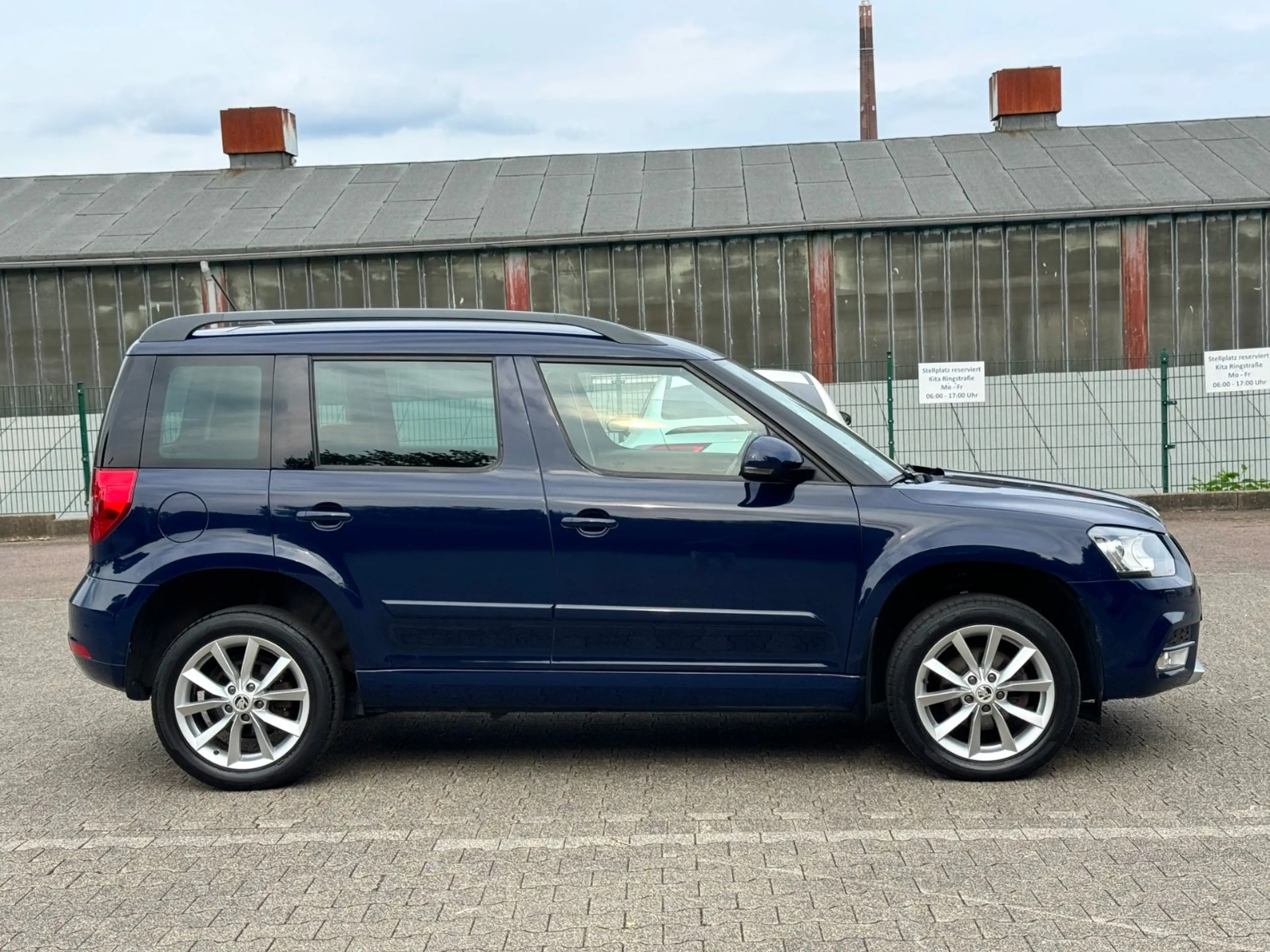 Skoda Yeti YETI 2,0 TDI 150PS DSG 4x4 JOY NAVI XENON 2.HAND — photo 7