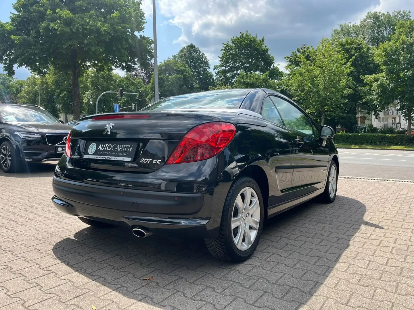 Peugeot 207 CC Cabrio-Coupe Sport*Automatik*Klima*Alu* Noir - 2