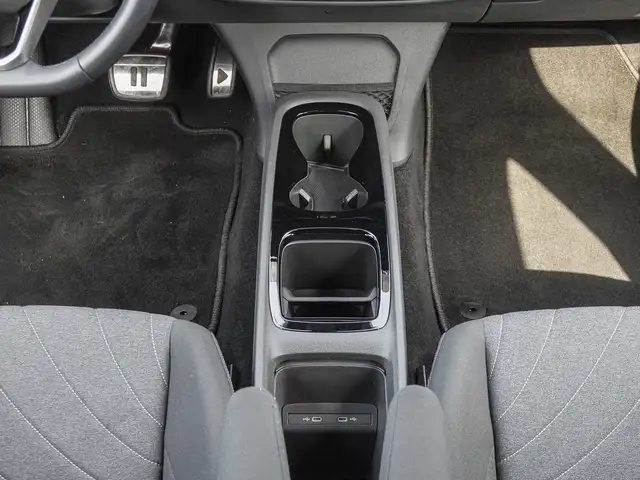 Volkswagen Id.3 view 13