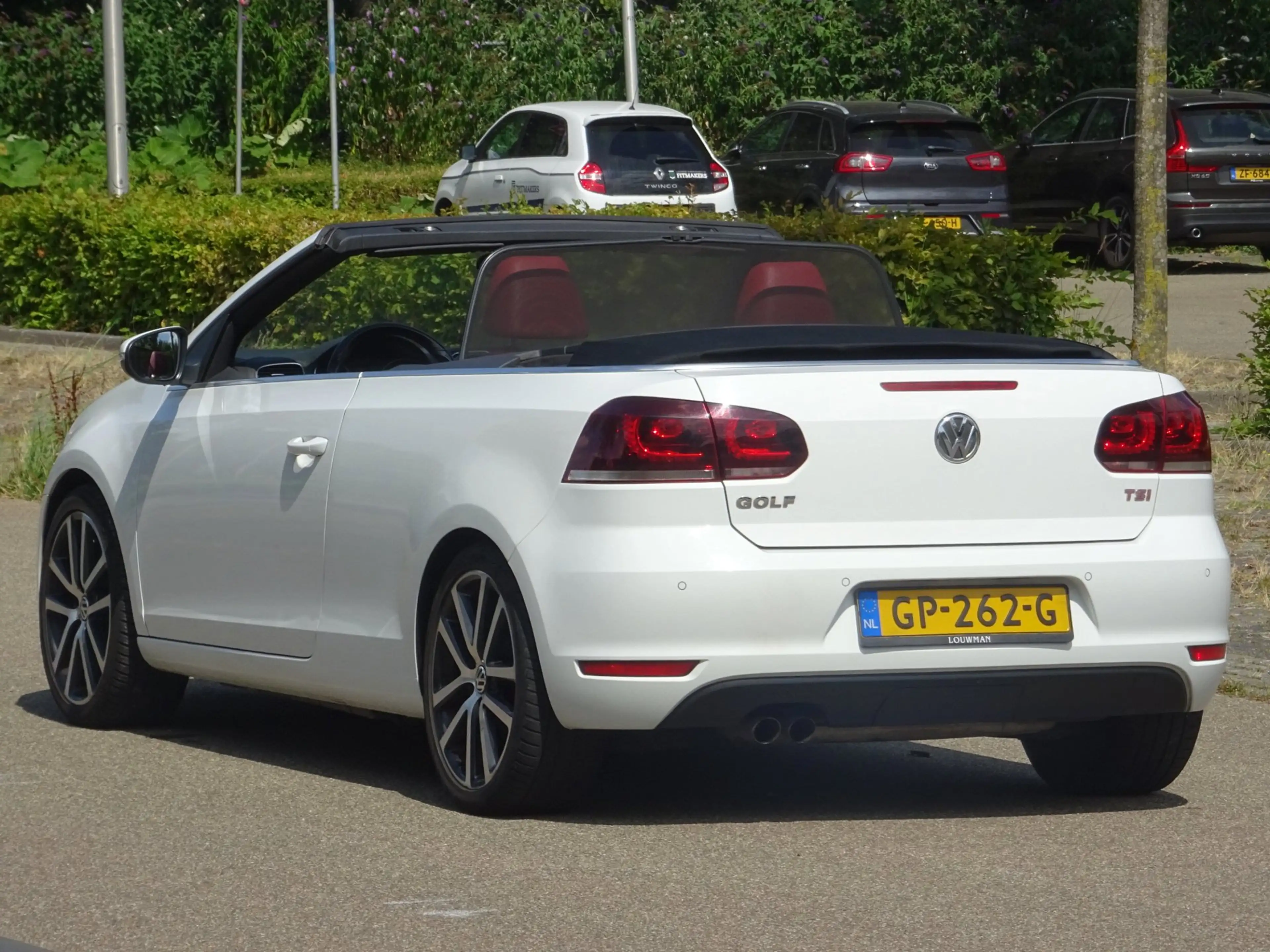 Volkswagen Golf Cabriolet 1.4 TSI DSG NAVI/XENON/CRUISE/PDC — photo 2