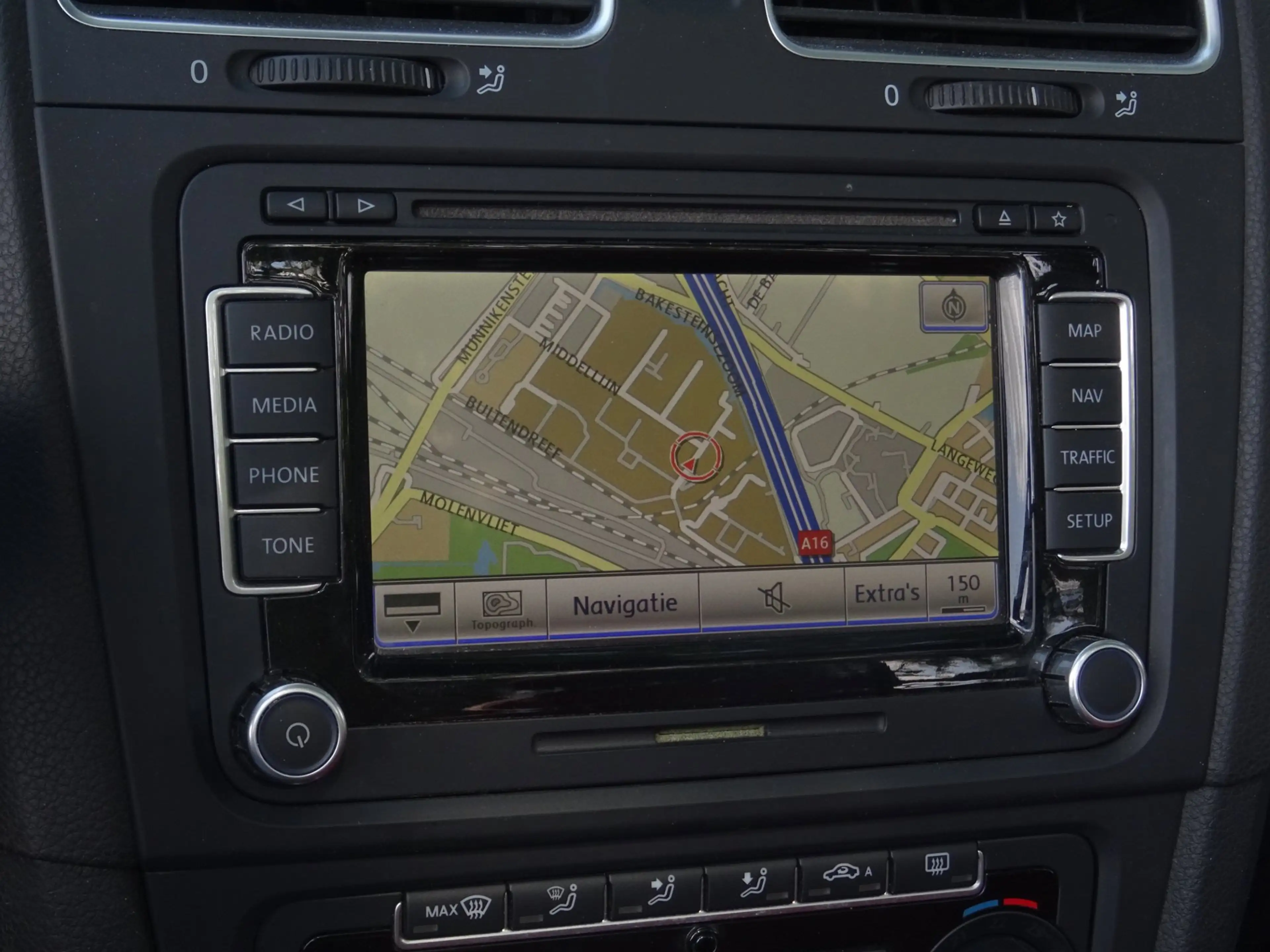Volkswagen Golf Cabriolet 1.4 TSI DSG NAVI/XENON/CRUISE/PDC — photo 9