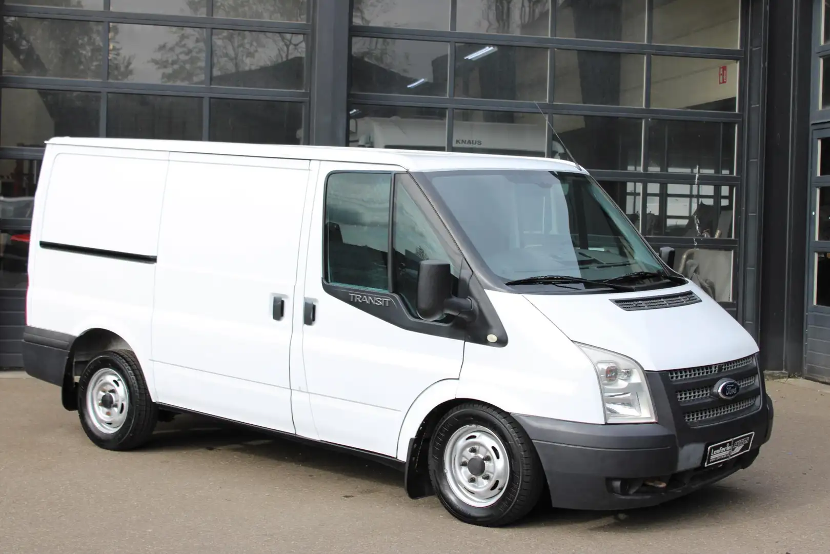 Ford Transit 300S 2.2 TDCI Ambiente L1H1 gesloten bestel Wit - 2