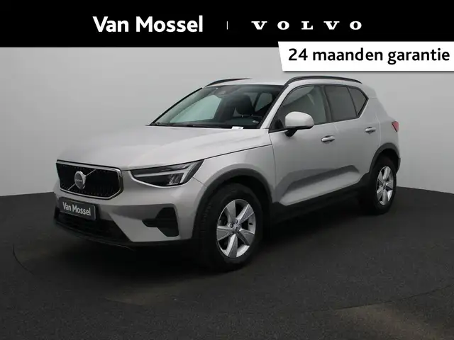 Volvo XC40 T2 Momentum Core | Navigatie | Camera | Apple Carp