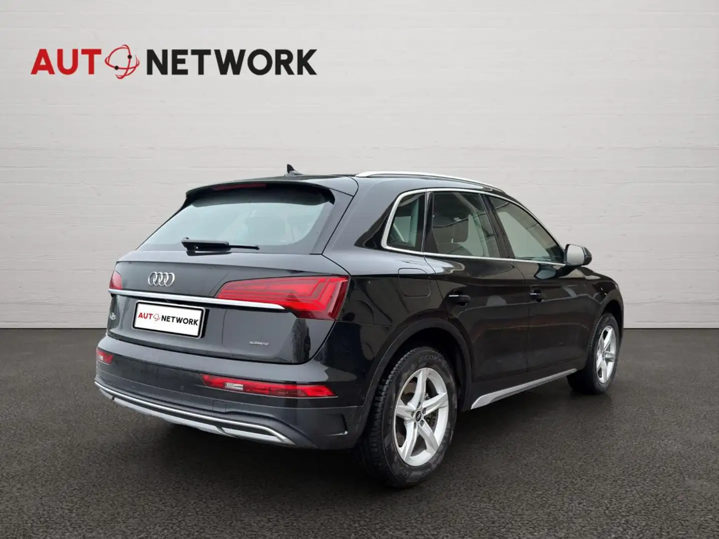 Audi Q5 50 TFSI e quattro S tronic Business Advanced Tetto Noir - 2