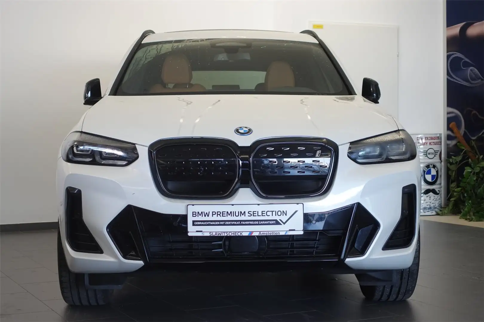 BMW iX3 G08 Inspiring Weiß - 2