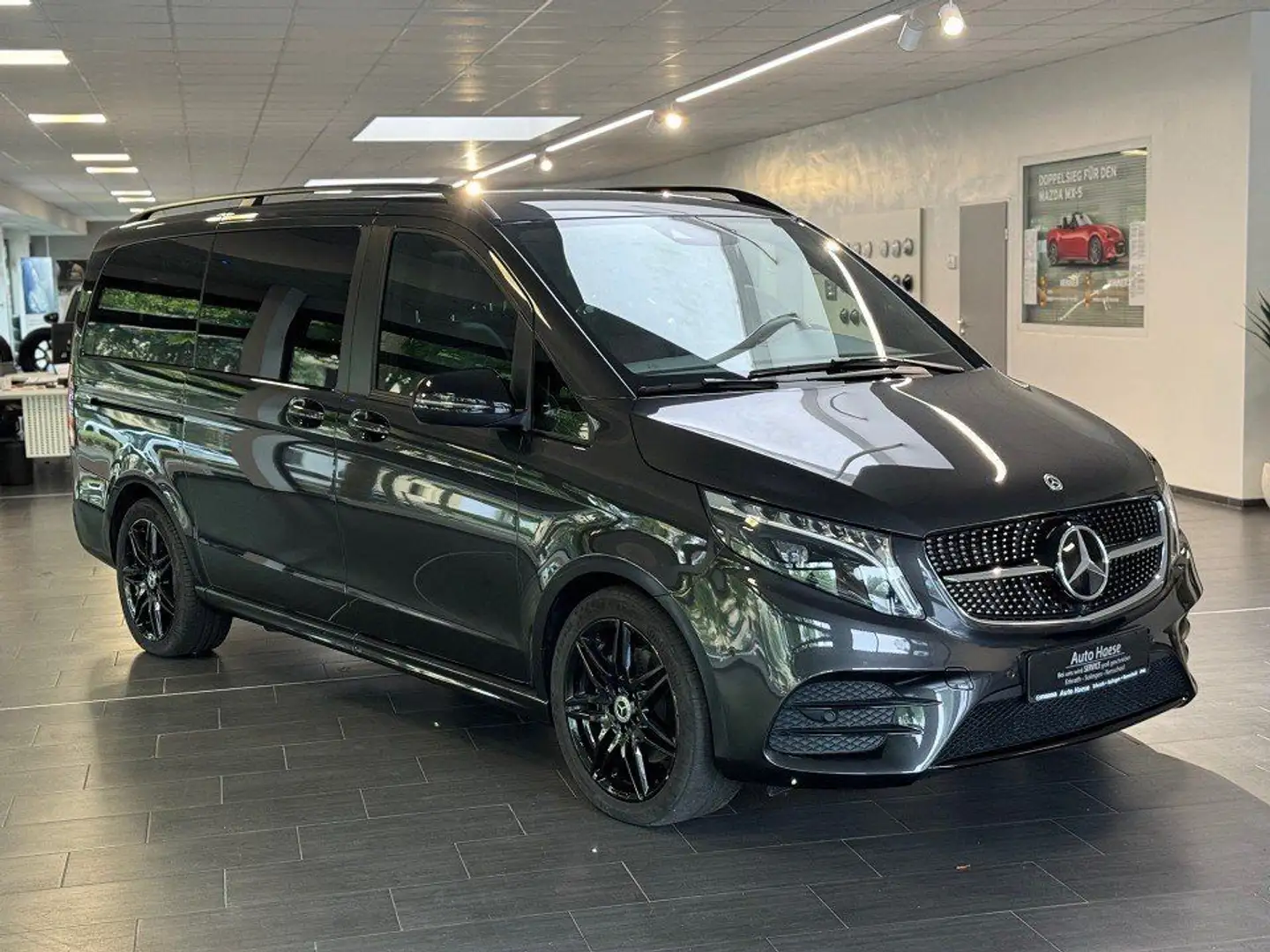 Mercedes-Benz V 300 V300 d Edition 2023 lang Vollausstattung Schwarz - 1