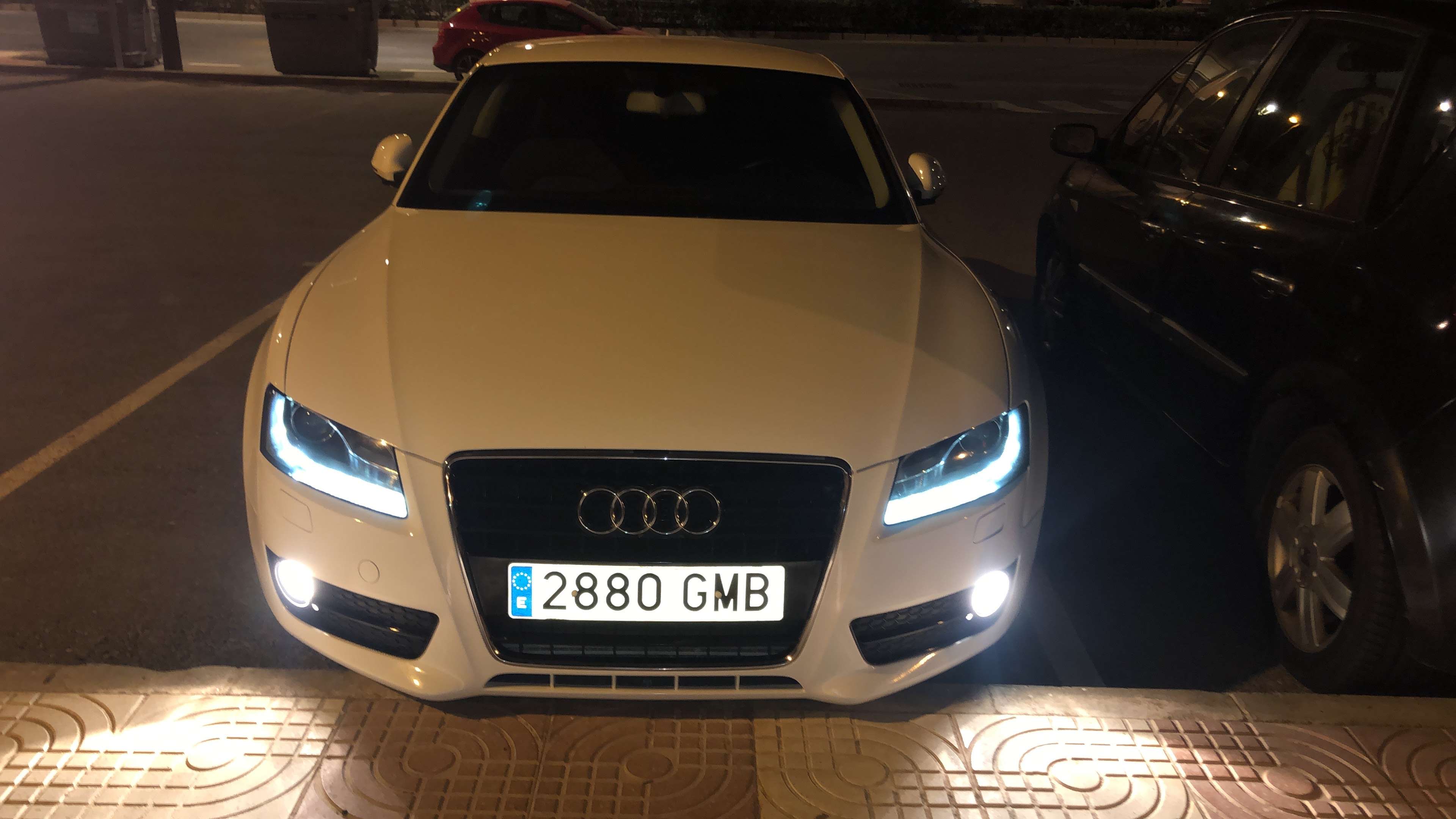 Audi A5 Coupé 2.7TDI Multitronic - foto 1