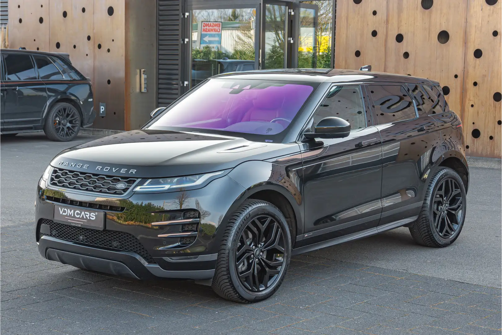 Land Rover Range Rover Evoque 2.0 P200 AWD R-Dynamic S Zwart - 2