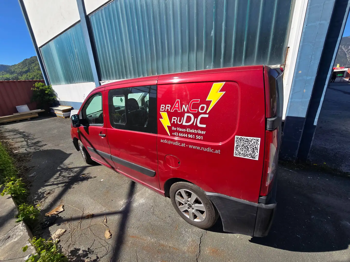 Peugeot Expert Expert Tepee Comfort lang HDi 136 FAP Comfort Rot - 2