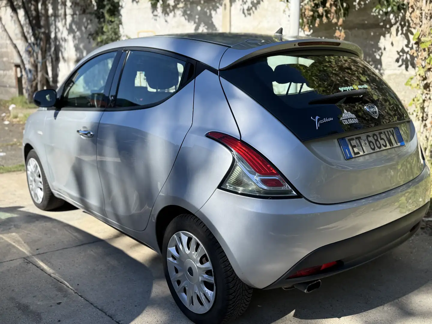 Lancia Ypsilon 1.2 8v Silver 69cv Euro 6B garazia 12 mesi Argento - 2