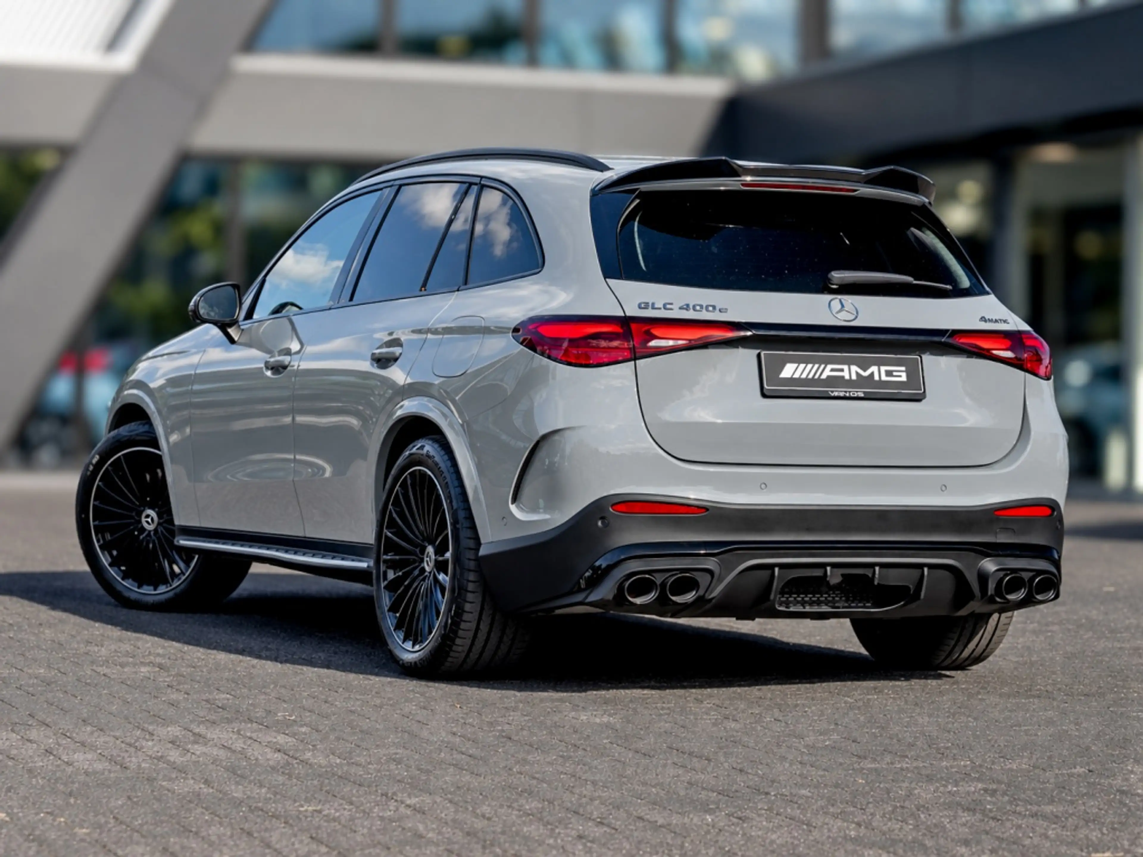Mercedes-Benz GLC 400 GLC 400e 4MATIC AMG Line | Premium Plus | 2026 | L — photo 4