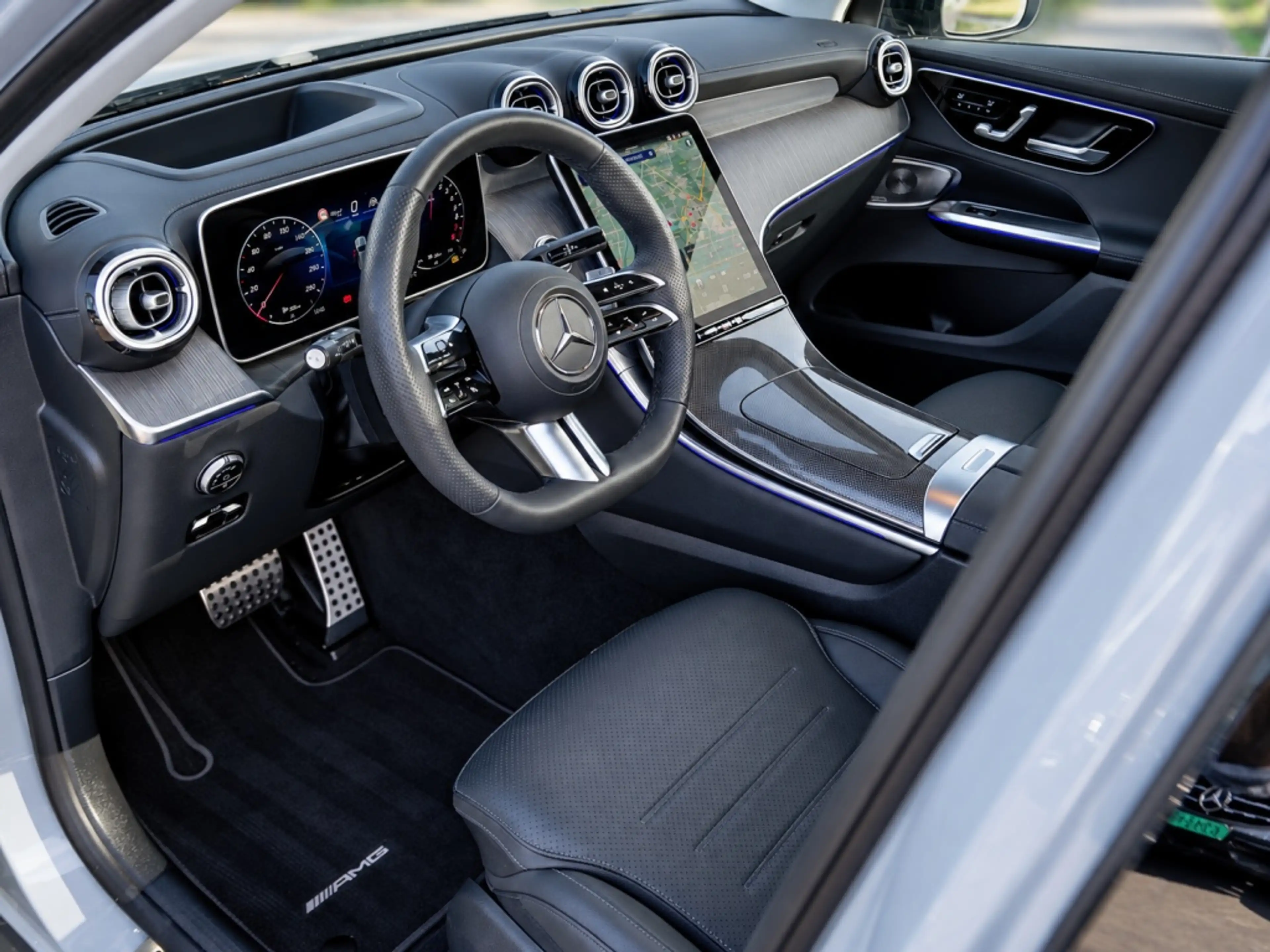 Mercedes-Benz GLC 400 GLC 400e 4MATIC AMG Line | Premium Plus | 2026 | L — photo 3