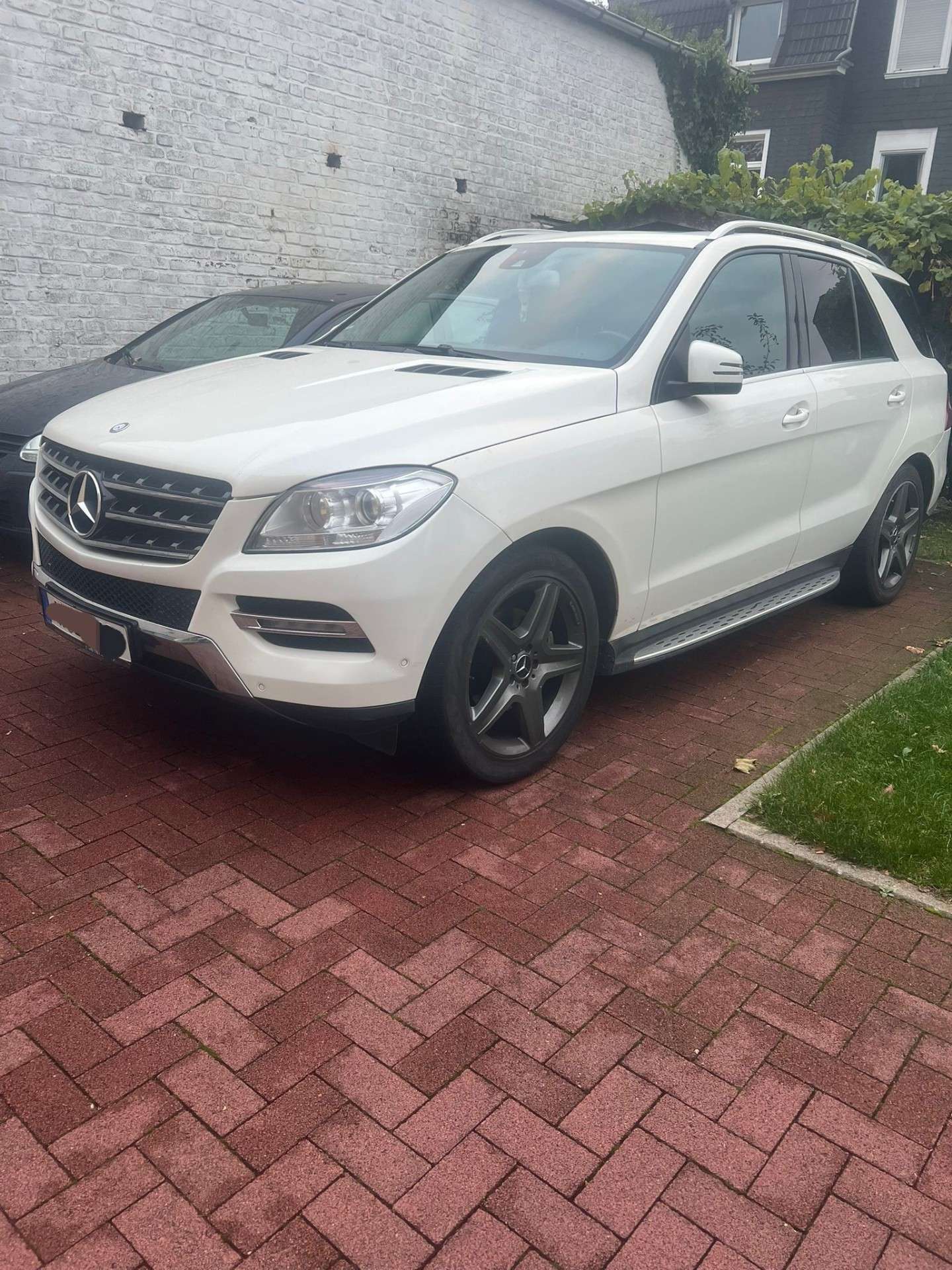 Second hand Mercedes Benz 350 